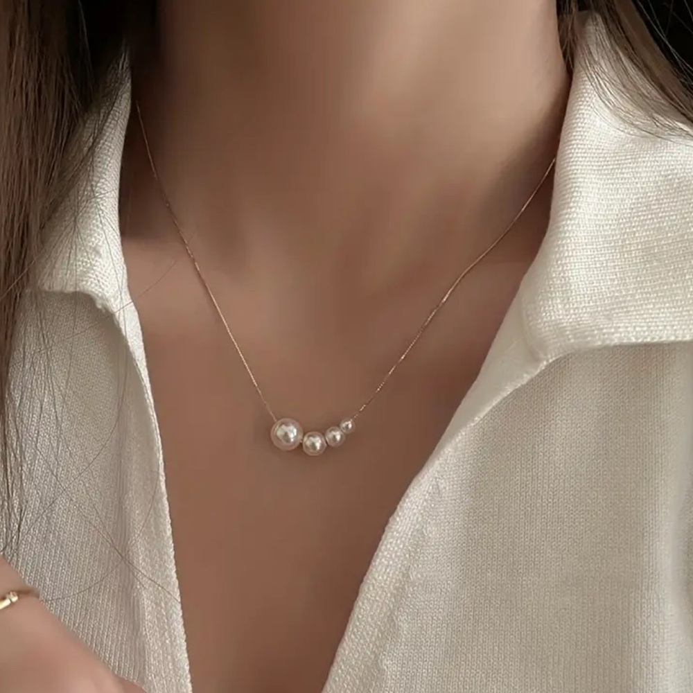 NEW Minimalistic Simple Gold 18k Thin Chain Mother Pearl Pendant Necklace